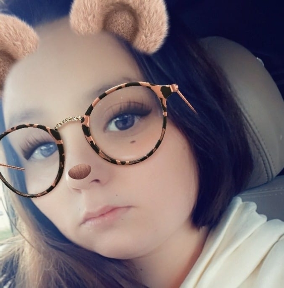 sarina_lee